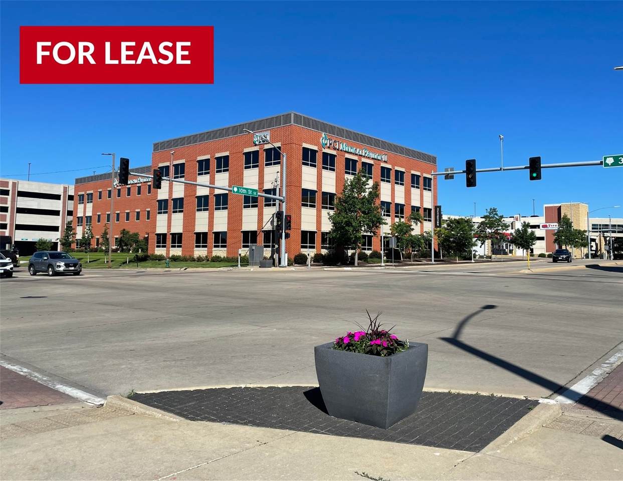 275 10th Street - Photo 1
