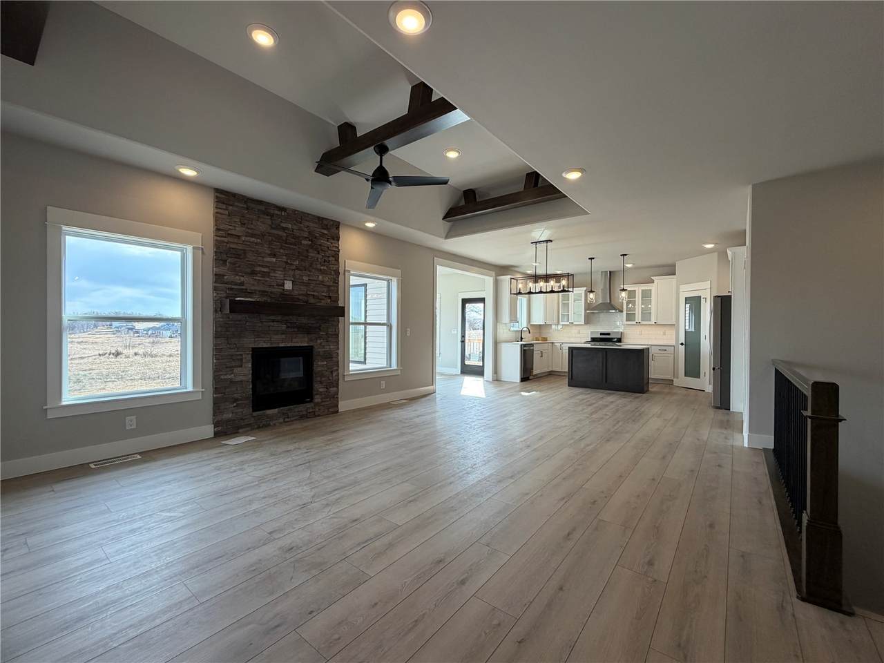 https://bt-photos.global.ssl.fastly.net/cedarrapids/1280_boomver_11_2507597-2.jpg