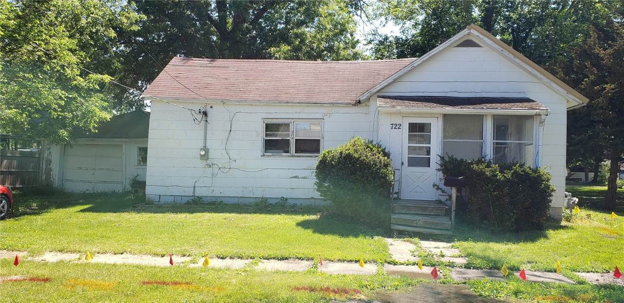 722 Lincoln Avenue - Photo 1