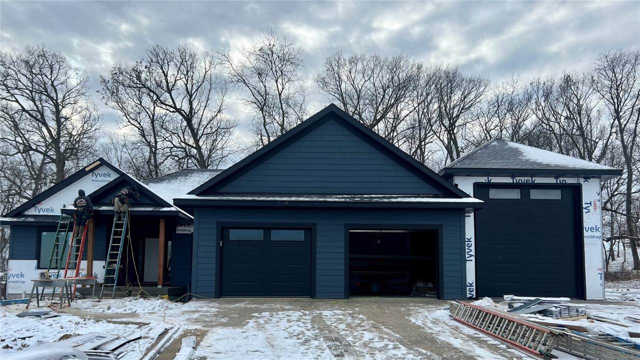 1508 Legend Drive - Photo 1