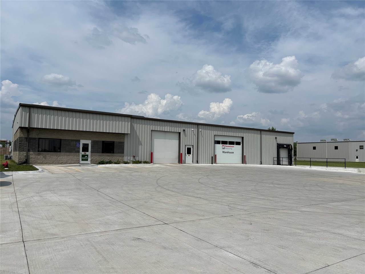 https://bt-photos.global.ssl.fastly.net/cedarrapids/1280_boomver_1_2504509-2.jpg
