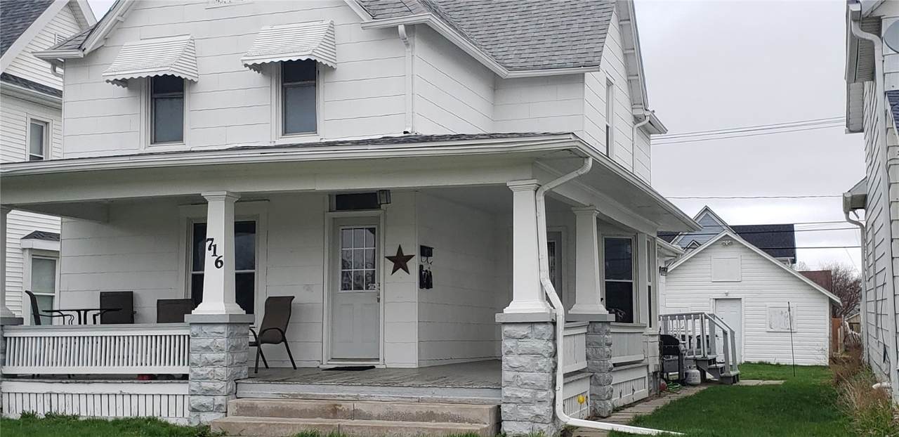 716 E Avenue - Photo 1
