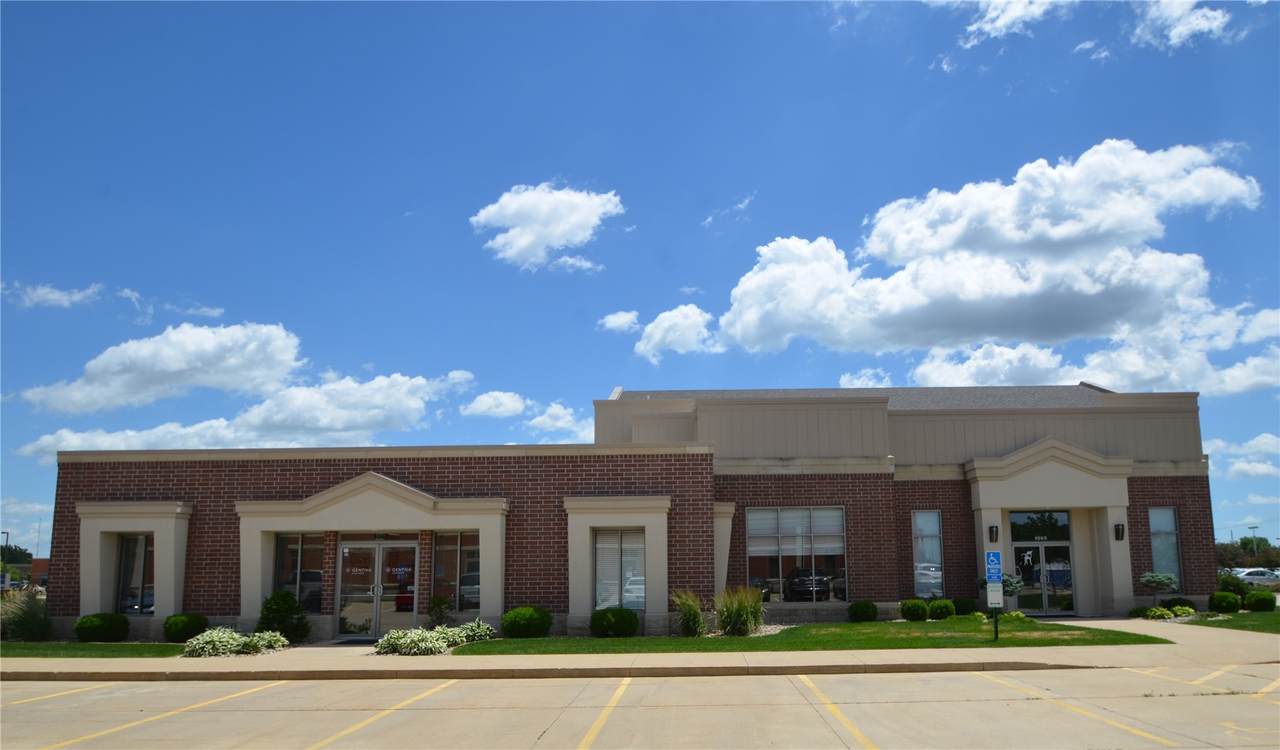 https://bt-photos.global.ssl.fastly.net/cedarrapids/1280_boomver_1_2507756-2.jpg