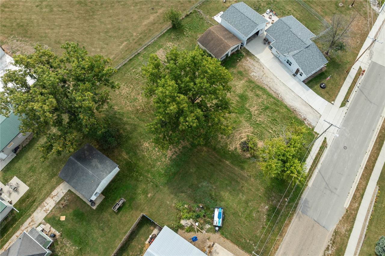 https://bt-photos.global.ssl.fastly.net/cedarrapids/1280_boomver_1_2507832-2.jpg