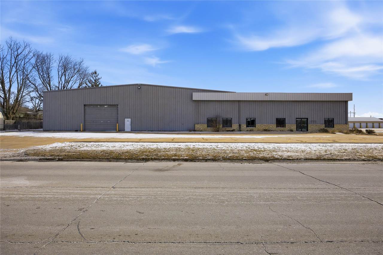 https://bt-photos.global.ssl.fastly.net/cedarrapids/1280_boomver_1_2508594-2.jpg