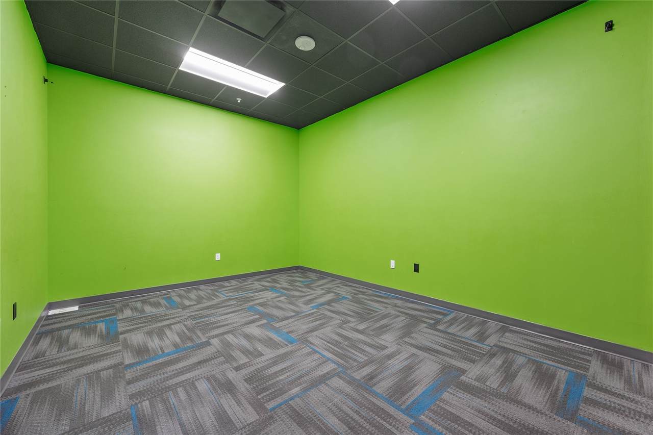 https://bt-photos.global.ssl.fastly.net/cedarrapids/1280_boomver_1_2509580-2.jpg