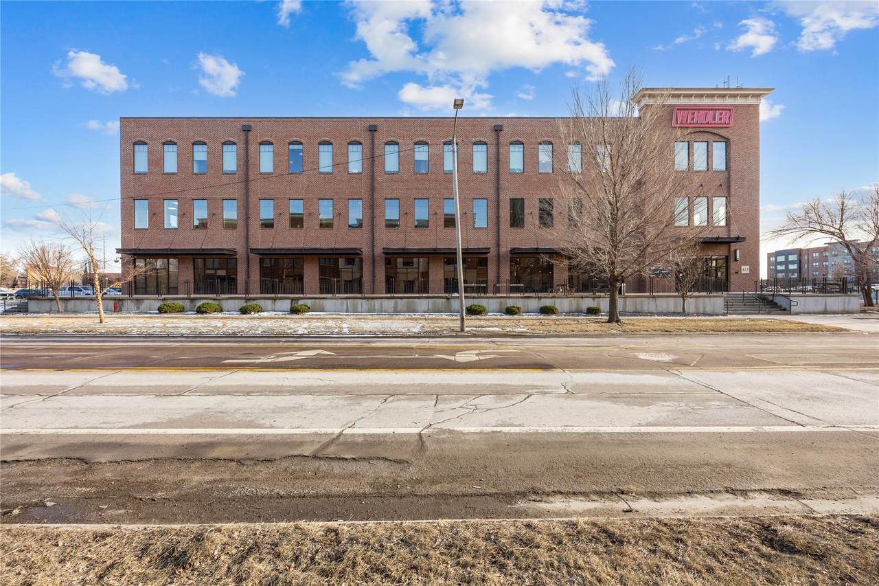 https://bt-photos.global.ssl.fastly.net/cedarrapids/1280_boomver_1_2509581-2.jpg
