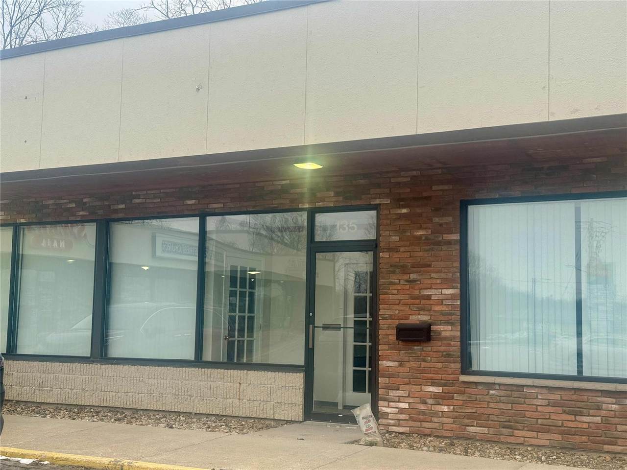 115 Marion Boulevard - Photo 1