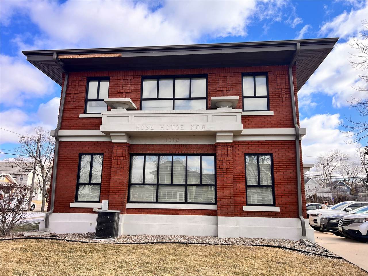 404 17th Street - Photo 1