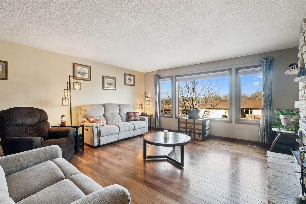 1568 Matterhorn Drive - Photo 1