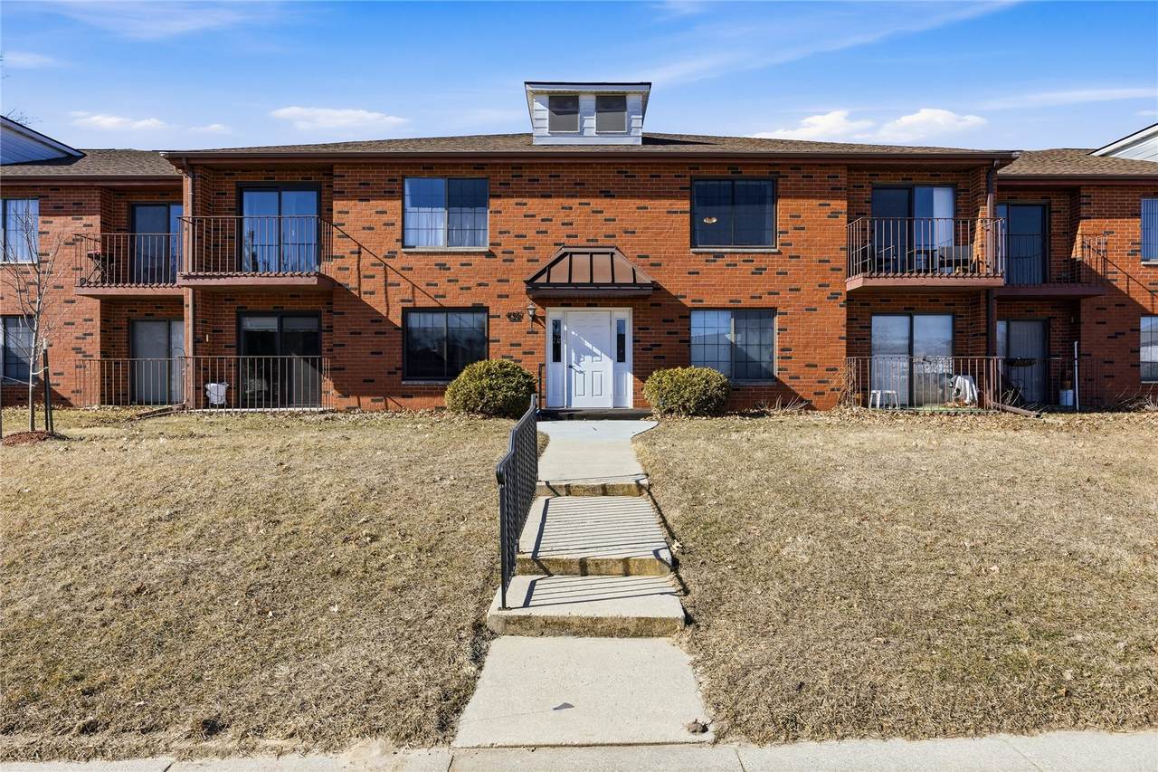 4561 Maureen Drive - Photo 1