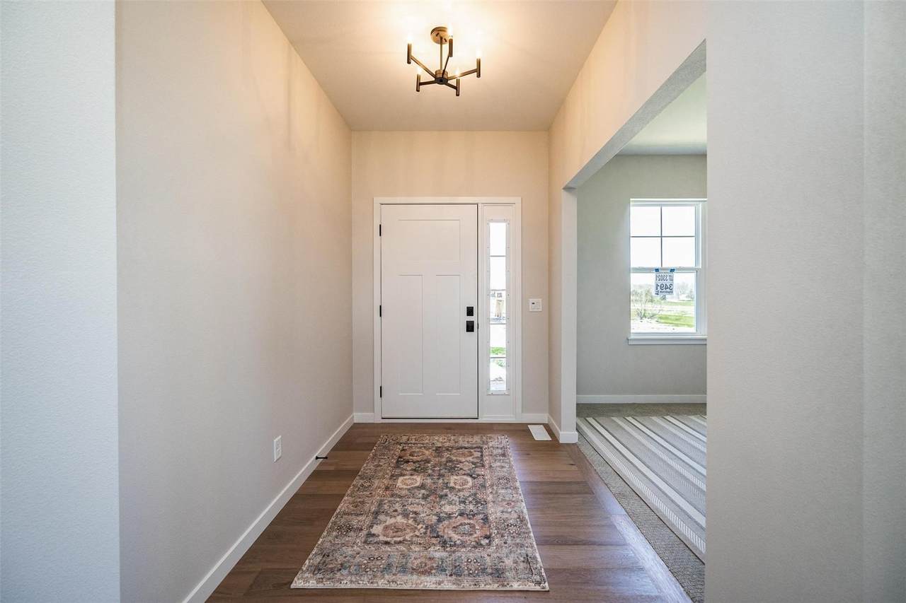 233 Mccarran Avenue - Photo 1