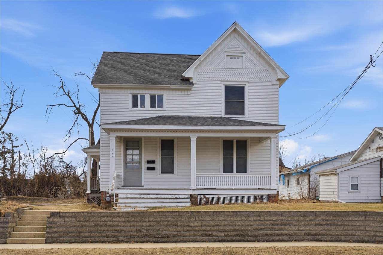 535 8th Avenue - Photo 1