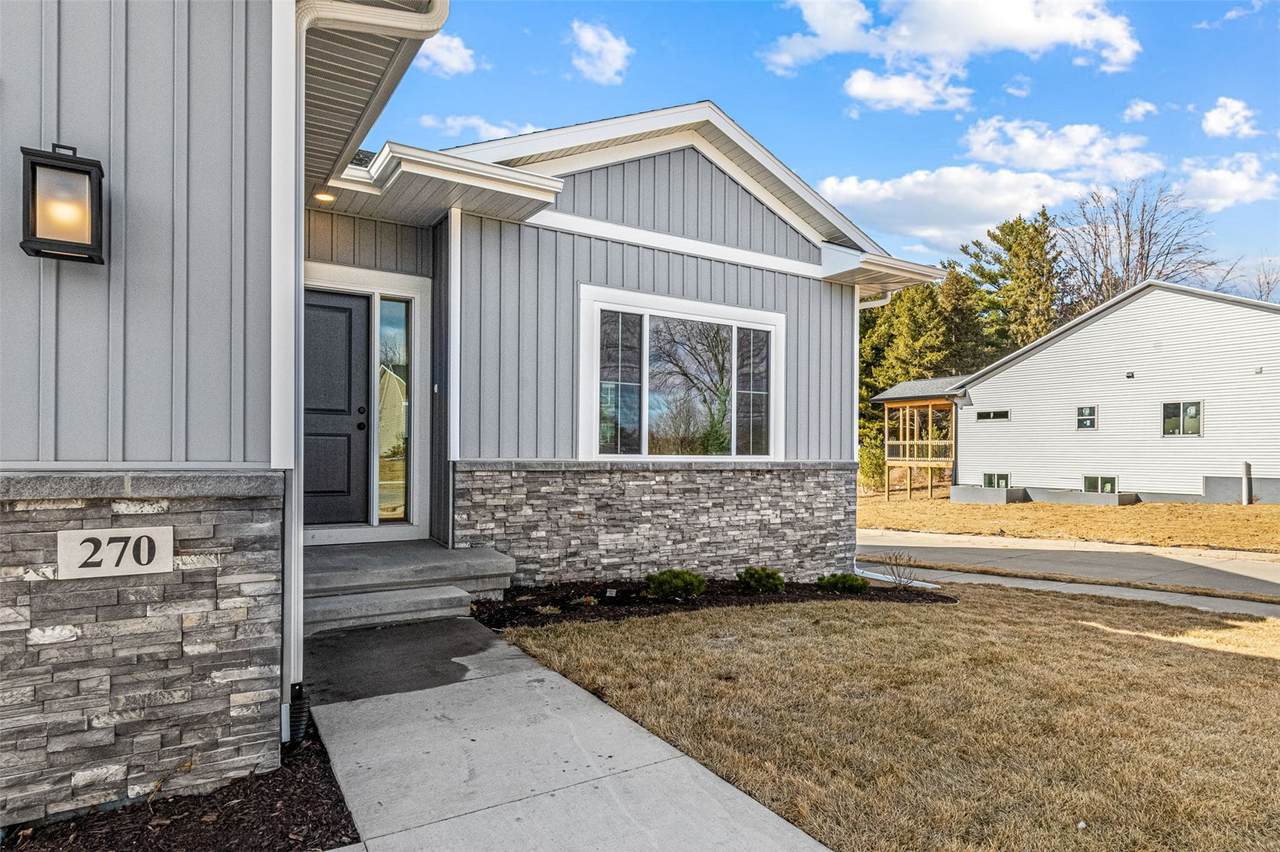 https://bt-photos.global.ssl.fastly.net/cedarrapids/1280_boomver_1_2601245-2.jpg
