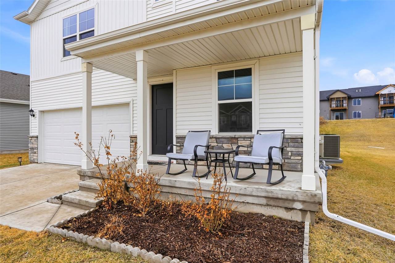 https://bt-photos.global.ssl.fastly.net/cedarrapids/1280_boomver_1_2601293-2.jpg