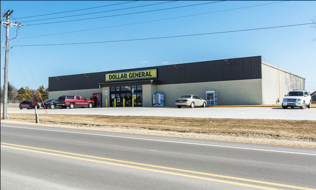 401 White Street - Photo 1