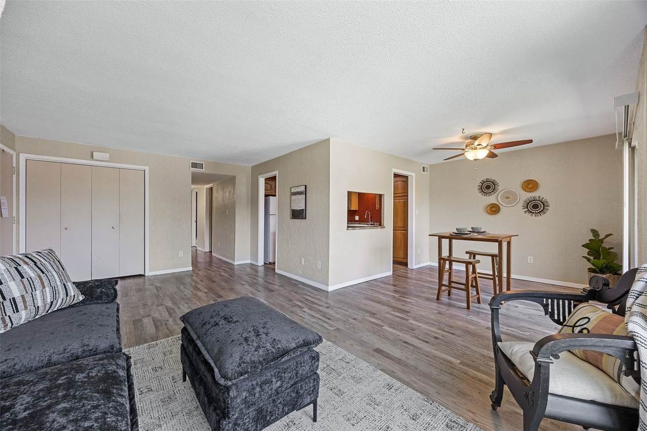 5712 Golden Court - Photo 1