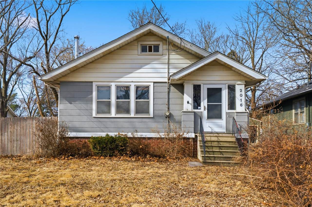 2016 30th Street - Photo 1