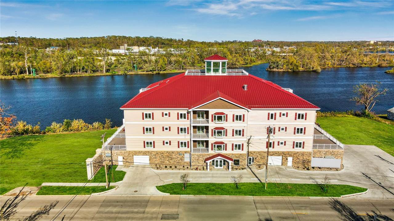 1871 Ellis Boulevard - Photo 1