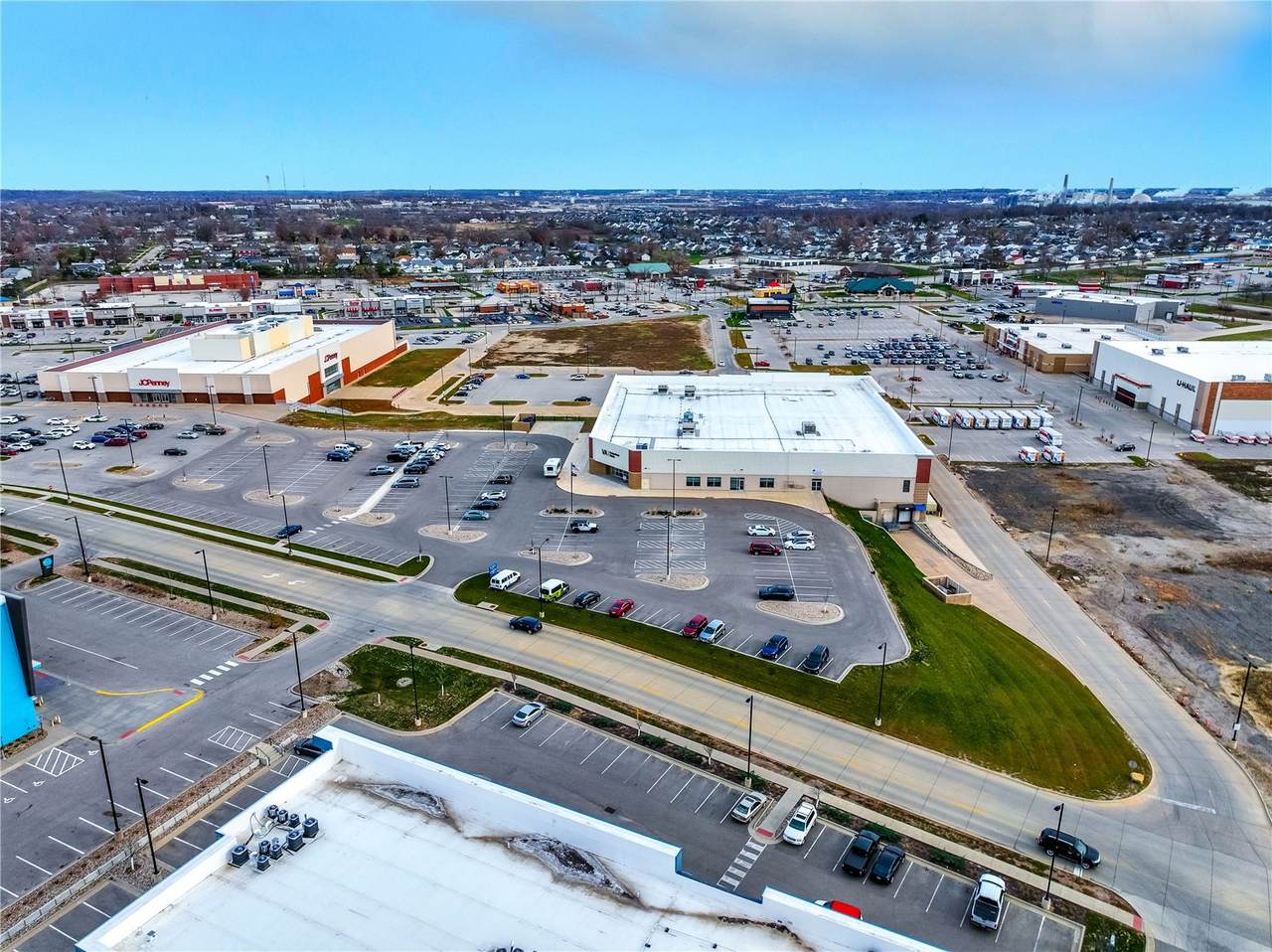 https://bt-photos.global.ssl.fastly.net/cedarrapids/orig_boomver_1_2601482-2.jpg