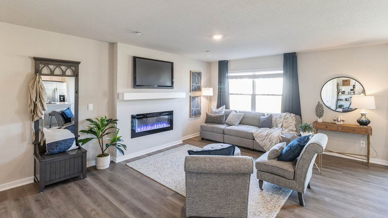 9440 Lovegrass Drive - Photo 1