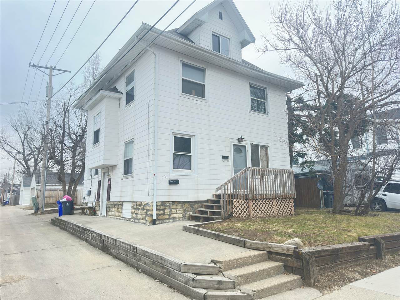 514 16th St Ne - Photo 1