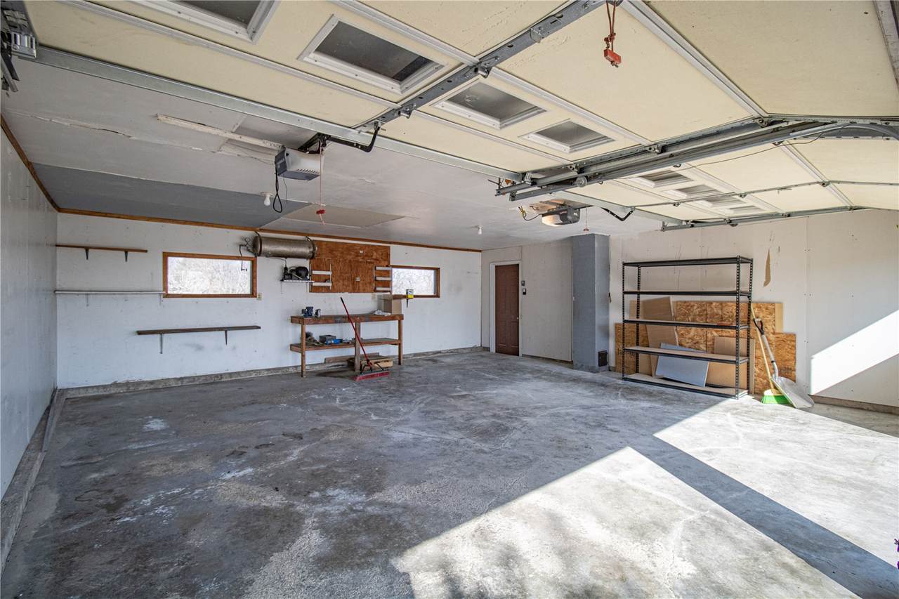 https://bt-photos.global.ssl.fastly.net/cedarrapids/1280_boomver_1_2601575-2.jpg