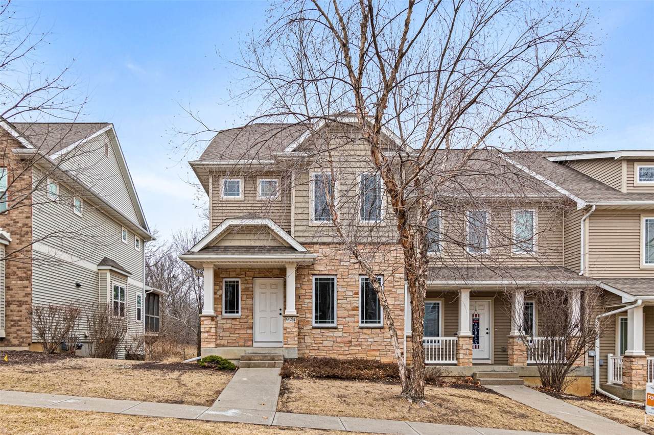 https://bt-photos.global.ssl.fastly.net/cedarrapids/1280_boomver_1_2601589-2.jpg