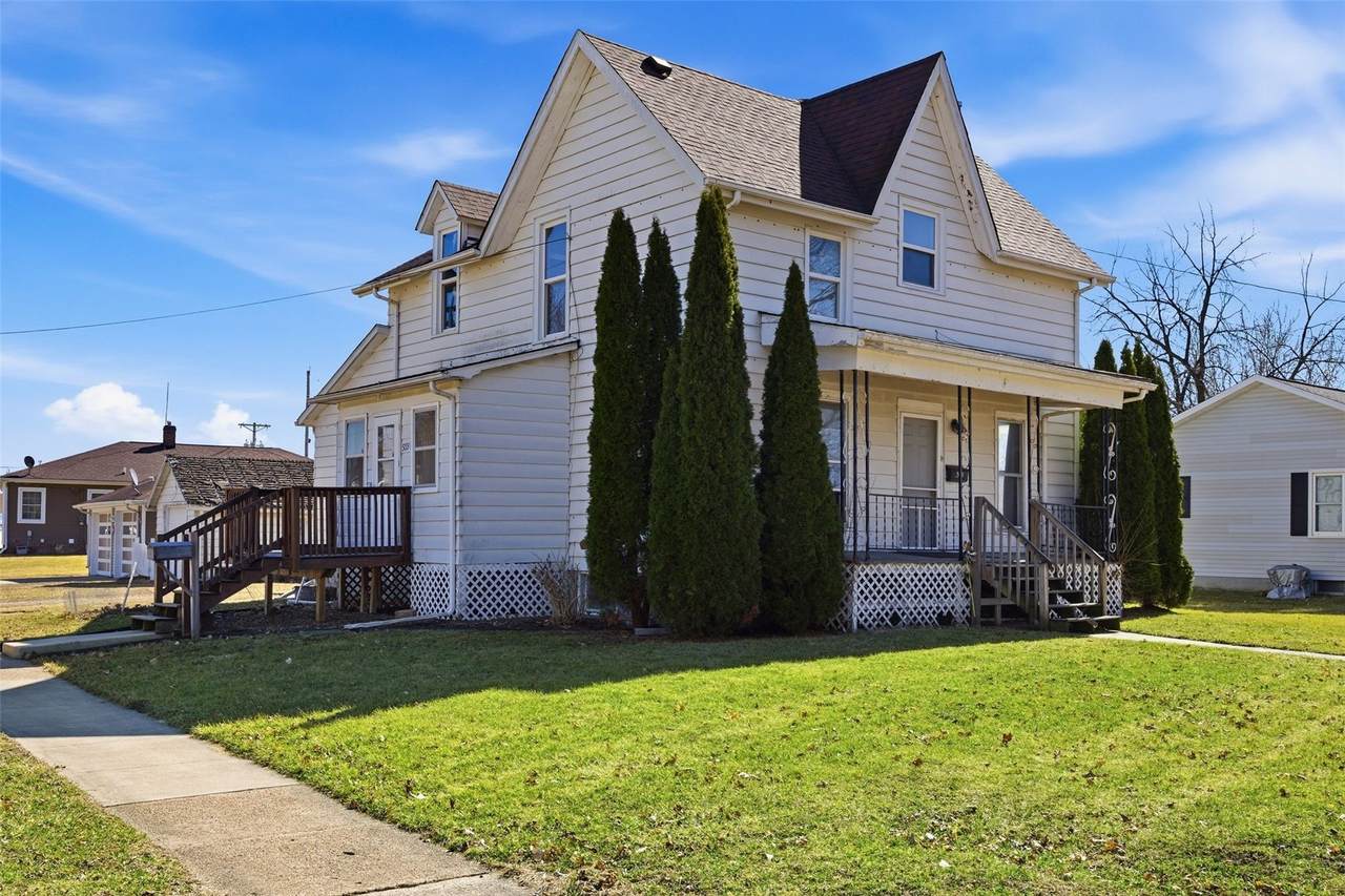 https://bt-photos.global.ssl.fastly.net/cedarrapids/1280_boomver_1_2601597-2.jpg