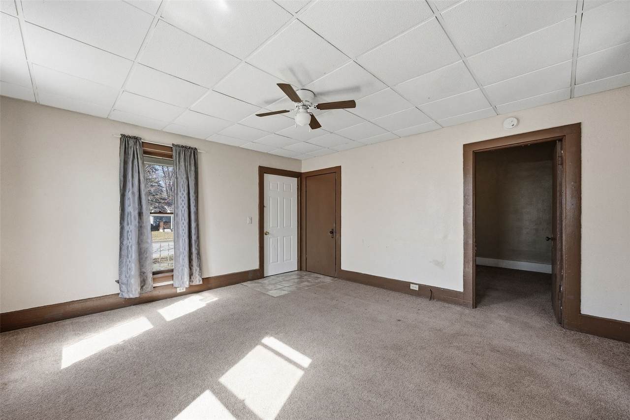 https://bt-photos.global.ssl.fastly.net/cedarrapids/1280_boomver_1_2601597-2.jpg