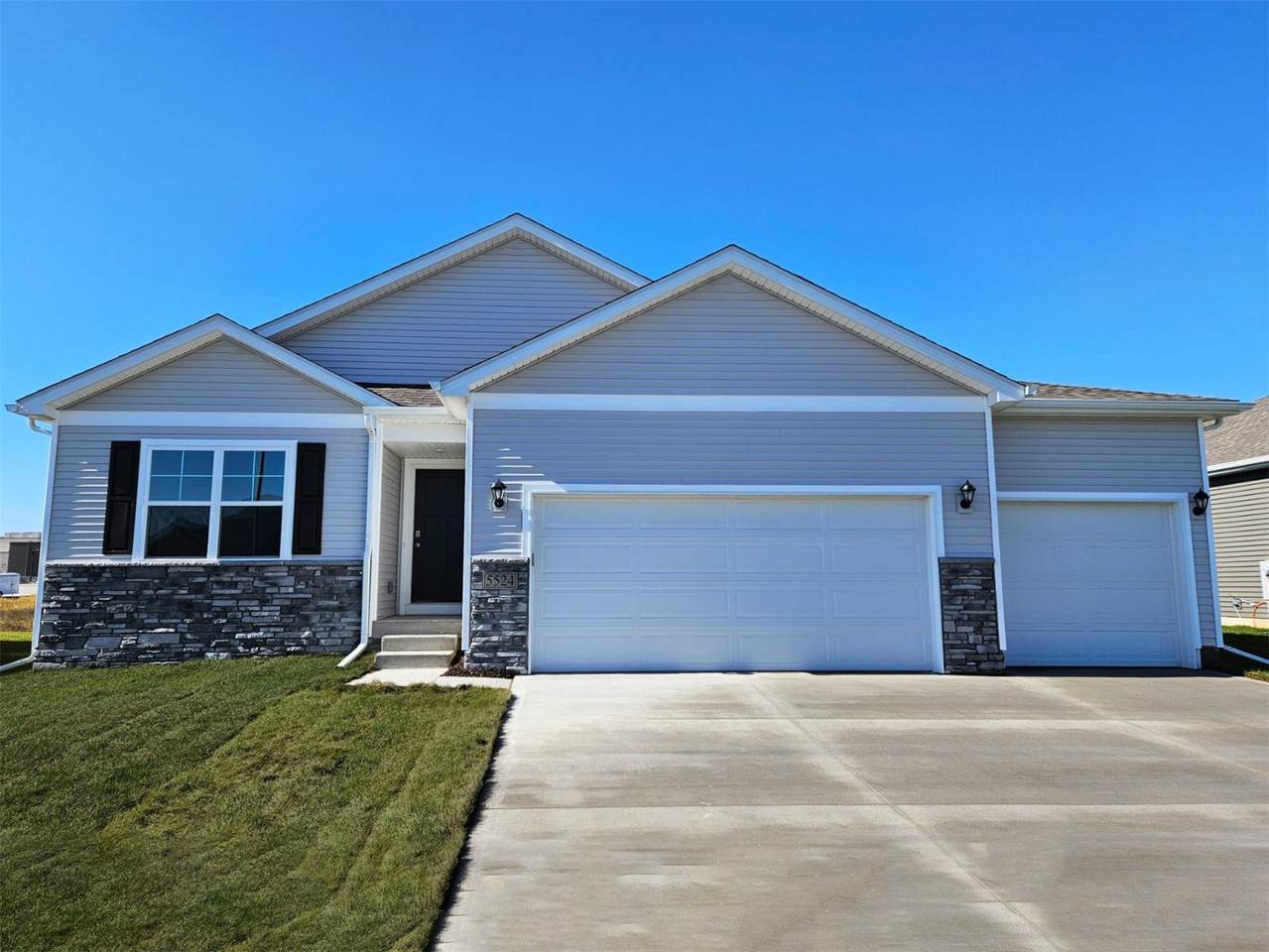 2870 Grassland Court - Photo 1