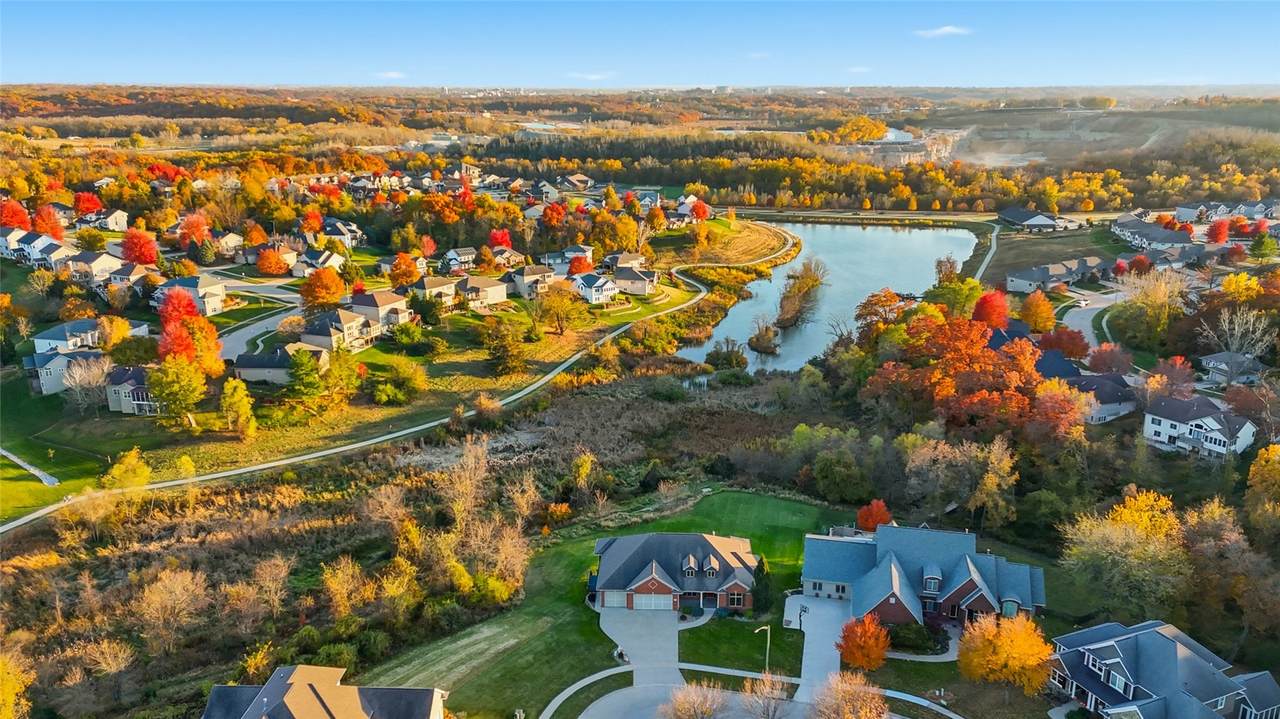https://bt-photos.global.ssl.fastly.net/cedarrapids/1280_boomver_1_2601685-2.jpg