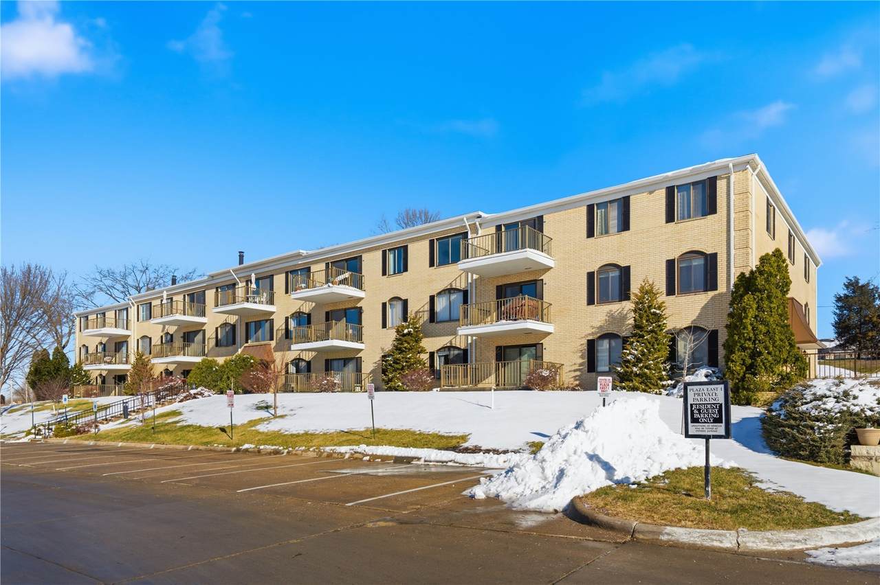 2131 1st Avenue - Photo 1