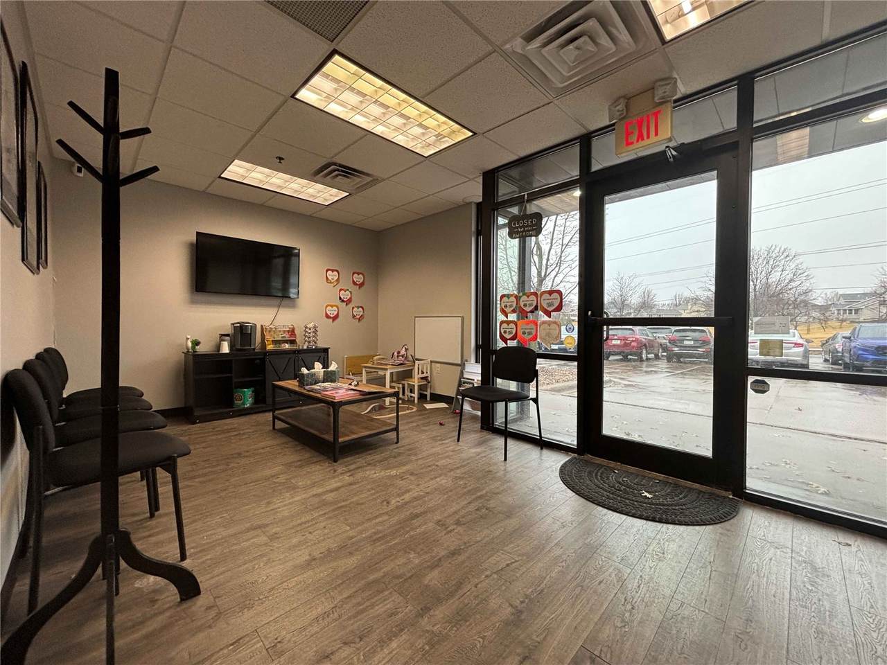 https://bt-photos.global.ssl.fastly.net/cedarrapids/1280_boomver_1_2601818-2.jpg