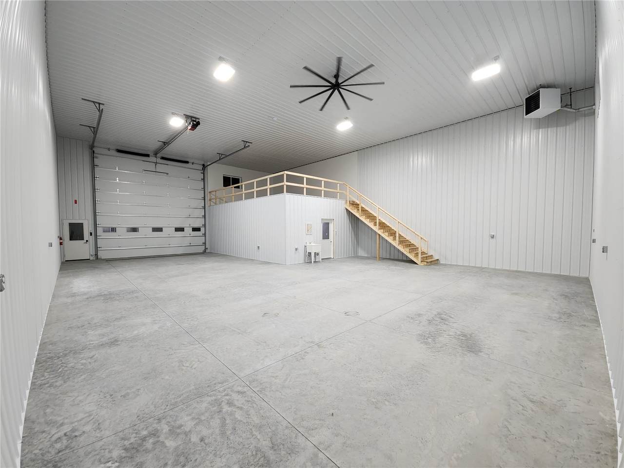 https://bt-photos.global.ssl.fastly.net/cedarrapids/1280_boomver_1_2601819-2.jpg