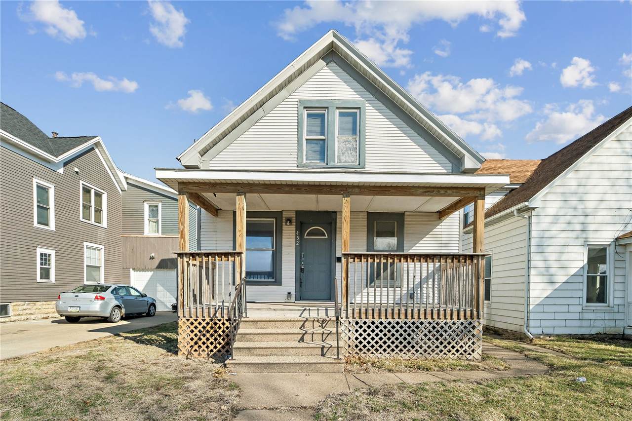 452 8th Avenue - Photo 1