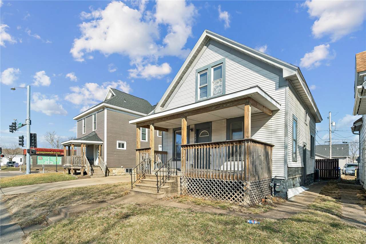 https://bt-photos.global.ssl.fastly.net/cedarrapids/1280_boomver_1_2601831-2.jpg