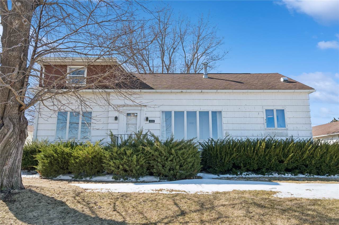 4306 F St - Photo 1