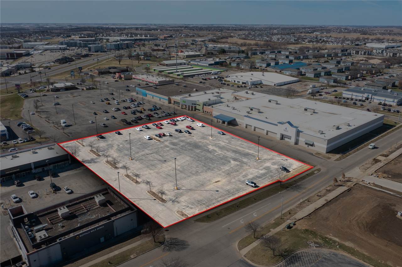 3725 20th Avenue - Photo 1