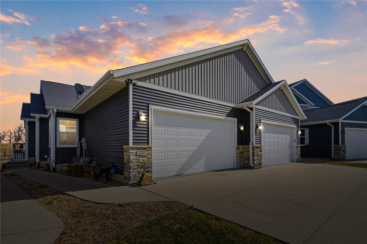 https://bt-photos.global.ssl.fastly.net/cedarrapids/1280_boomver_1_2601918-2.jpg