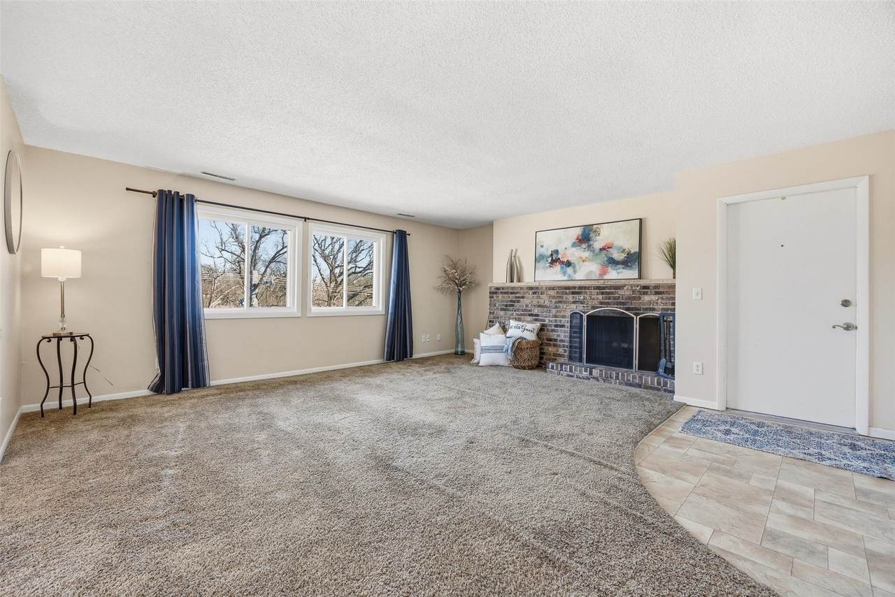 https://bt-photos.global.ssl.fastly.net/cedarrapids/1280_boomver_1_2601920-2.jpg