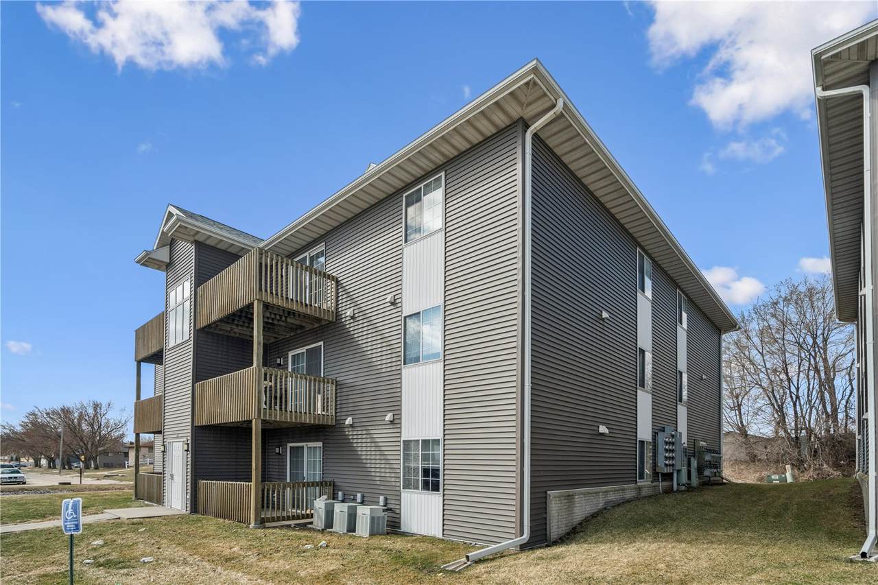 https://bt-photos.global.ssl.fastly.net/cedarrapids/1280_boomver_1_2601940-2.jpg