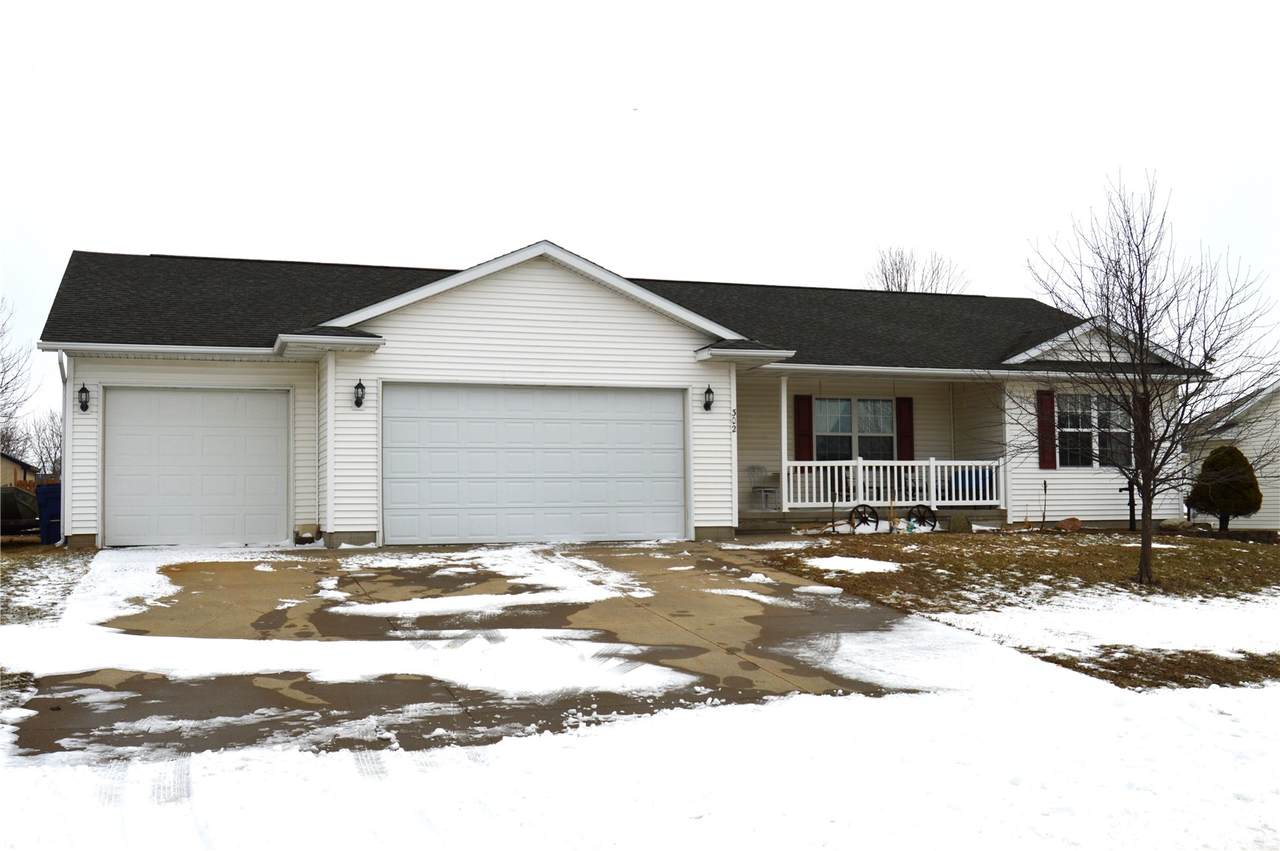 302 Grace Avenue - Photo 1