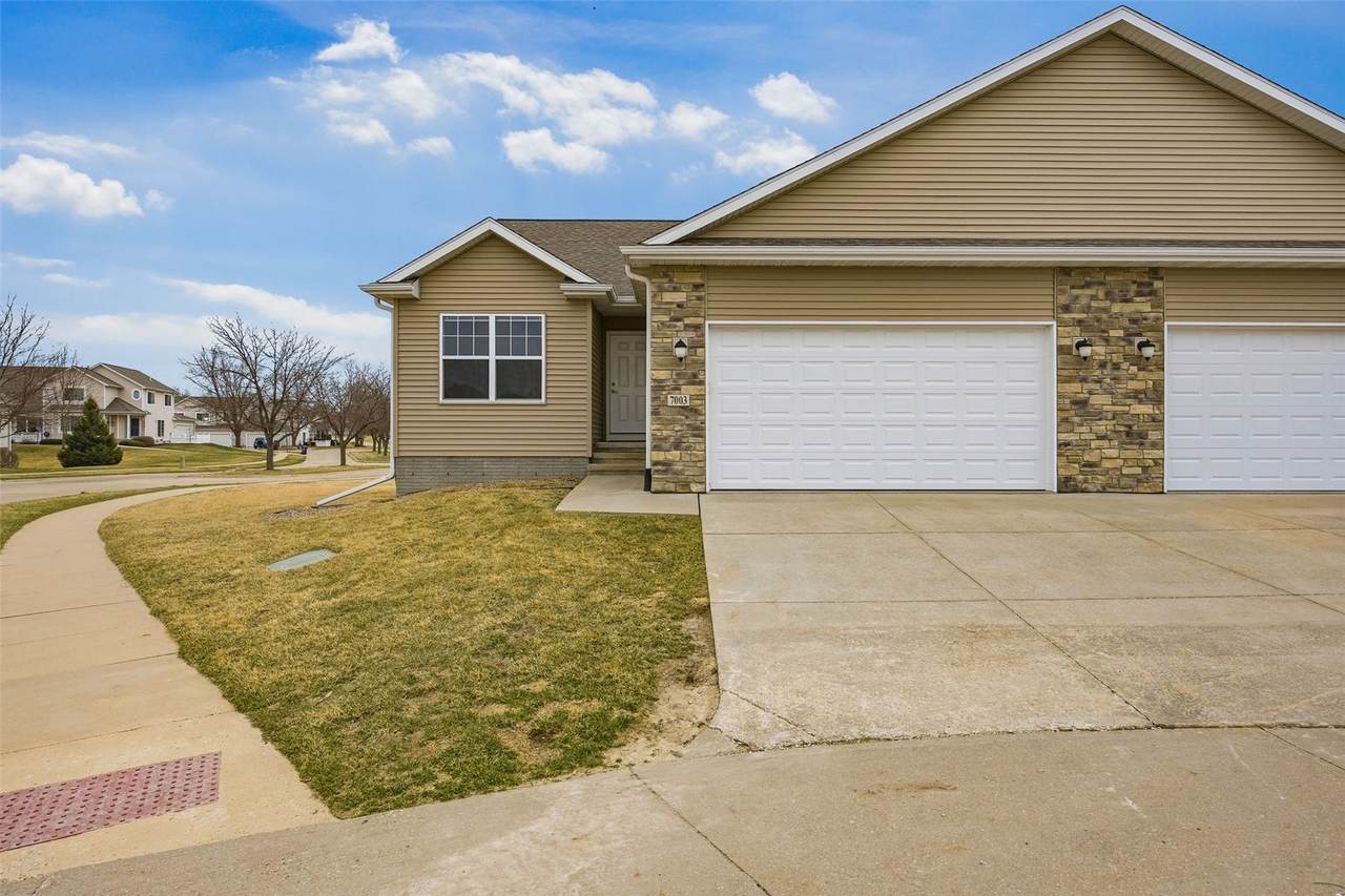 7003 Waterview Drive - Photo 1