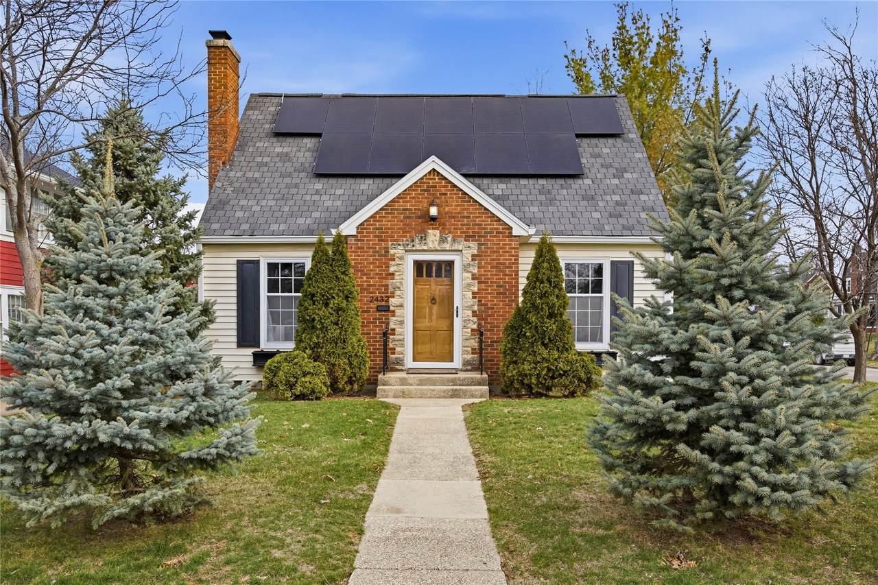 2432 4th Avenue - Photo 1
