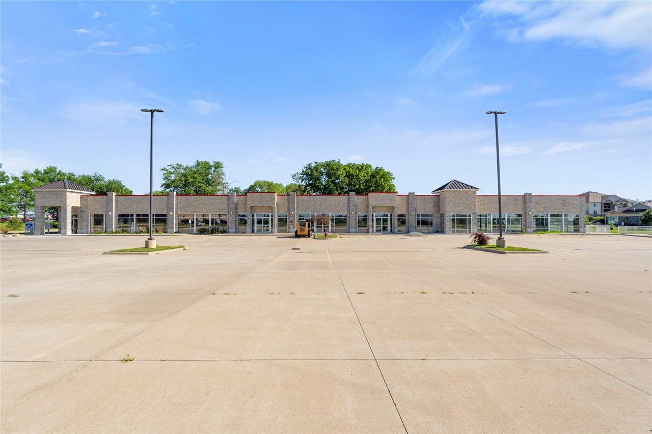 https://bt-photos.global.ssl.fastly.net/cedarrapids/1280_boomver_1_2602068-2.jpg