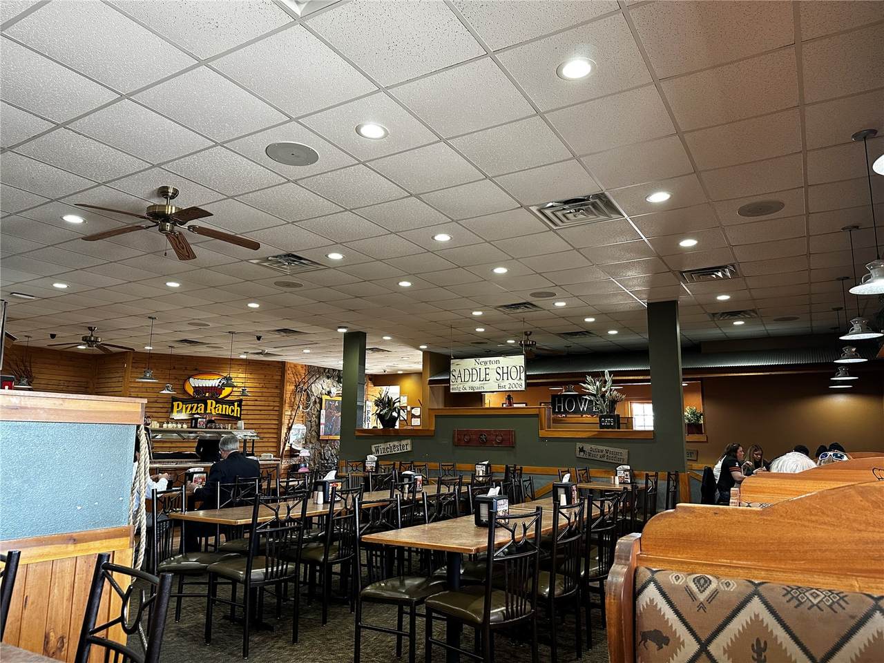 https://bt-photos.global.ssl.fastly.net/cedarrapids/1280_boomver_1_2602108-2.jpg