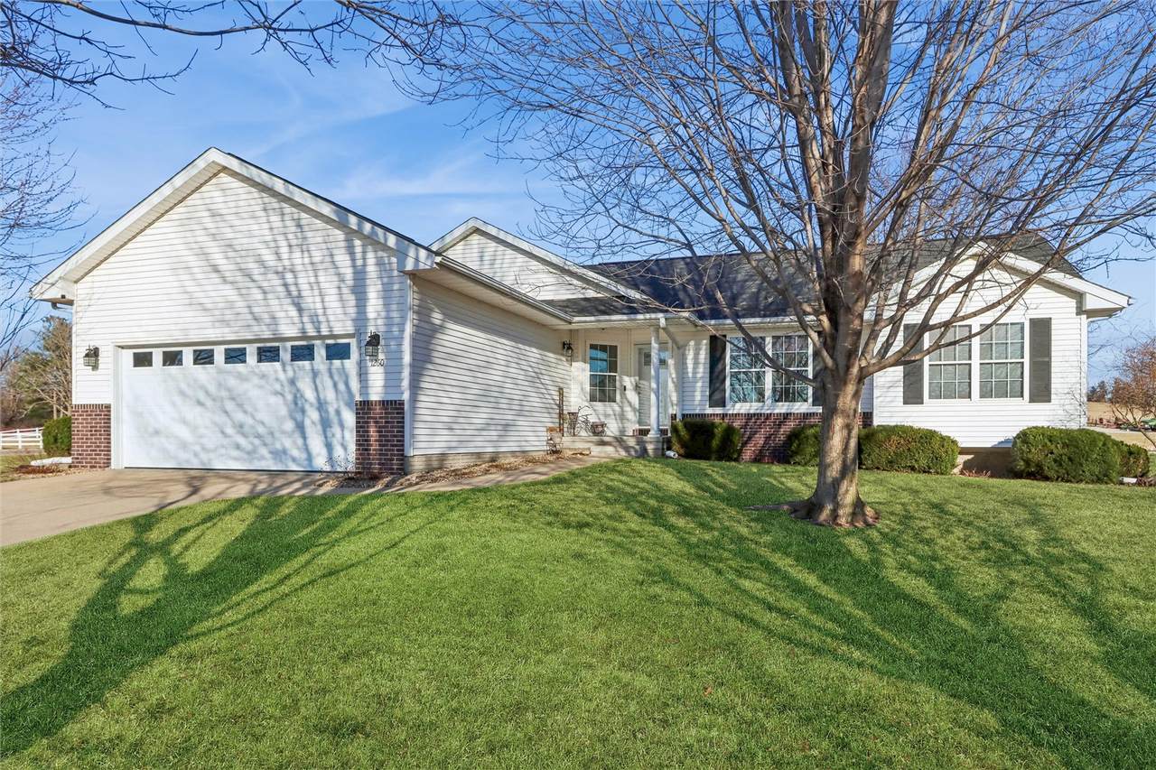 1260 Sunrise Dr - Photo 1