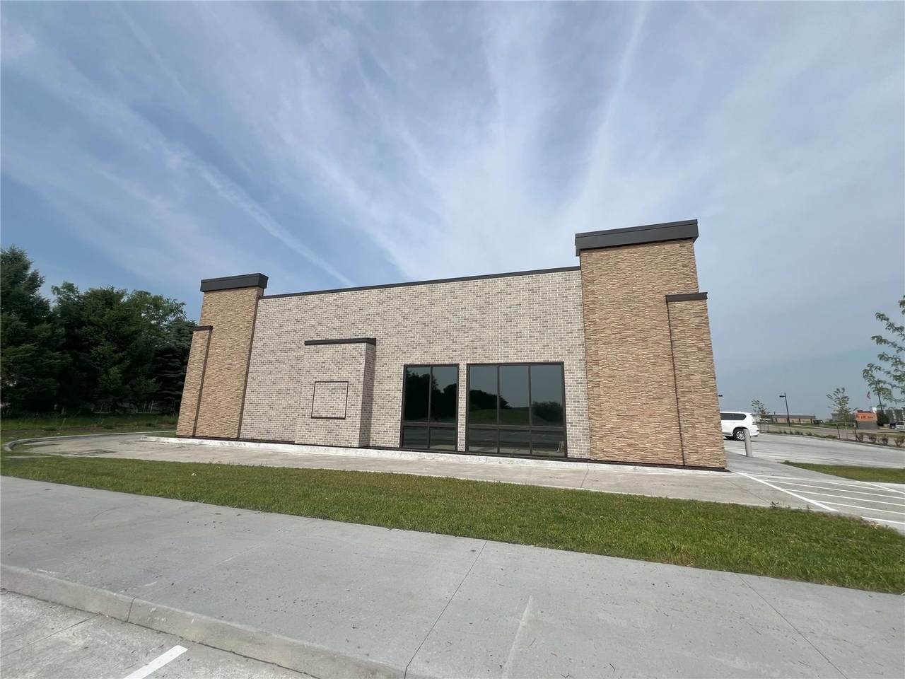 https://bt-photos.global.ssl.fastly.net/cedarrapids/1280_boomver_1_2602165-2.jpg