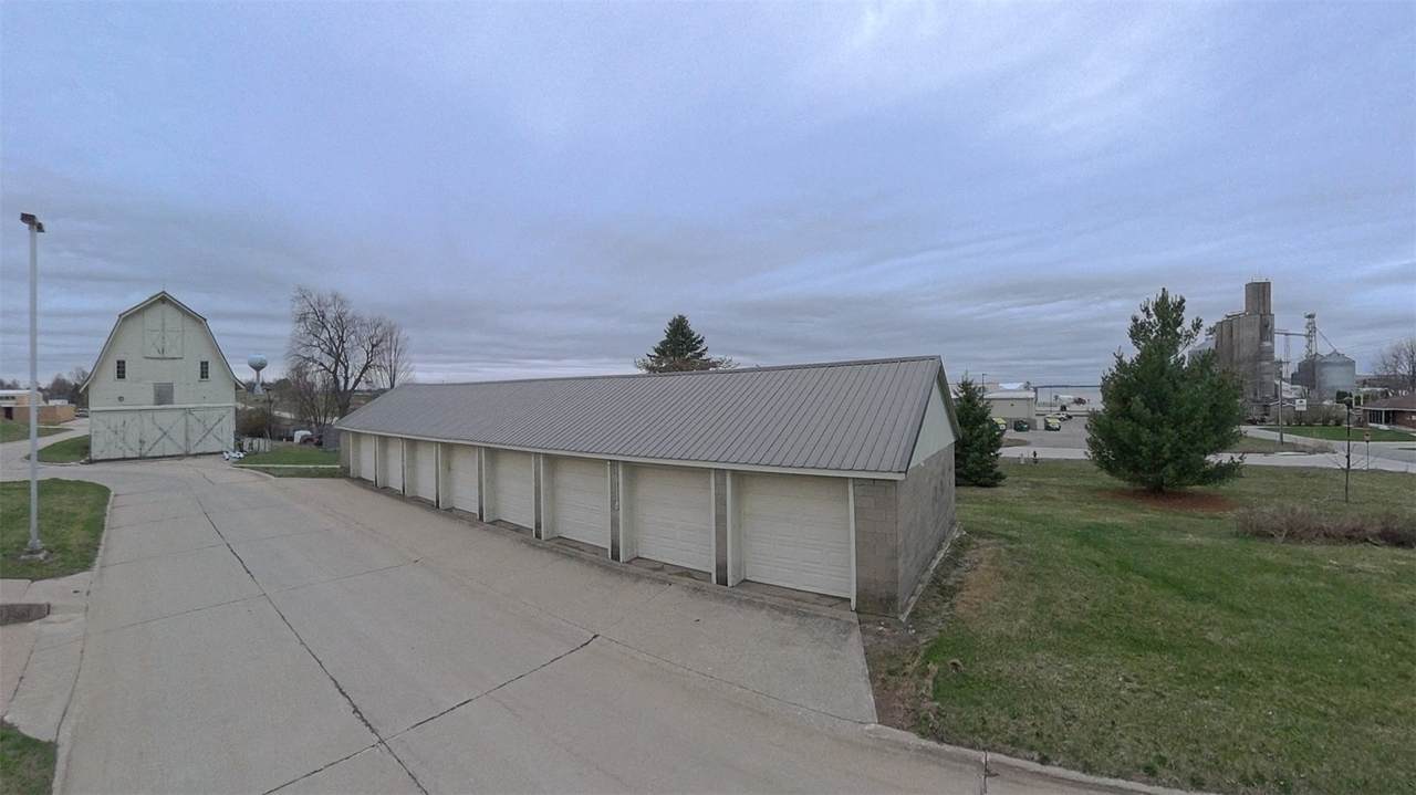 https://bt-photos.global.ssl.fastly.net/cedarrapids/1280_boomver_1_2602213-2.jpg